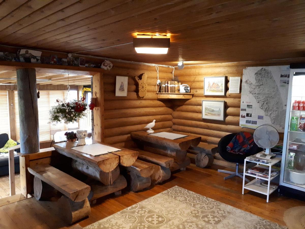 Laetasenonmajat Hotel Enontekiö Екстериор снимка